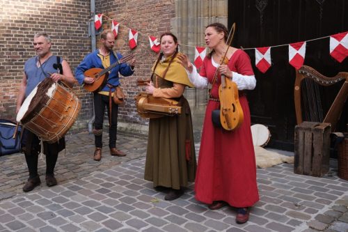 137-2025-10-18-Zotte-zaterdag-X-T30-raf-1115-600x900